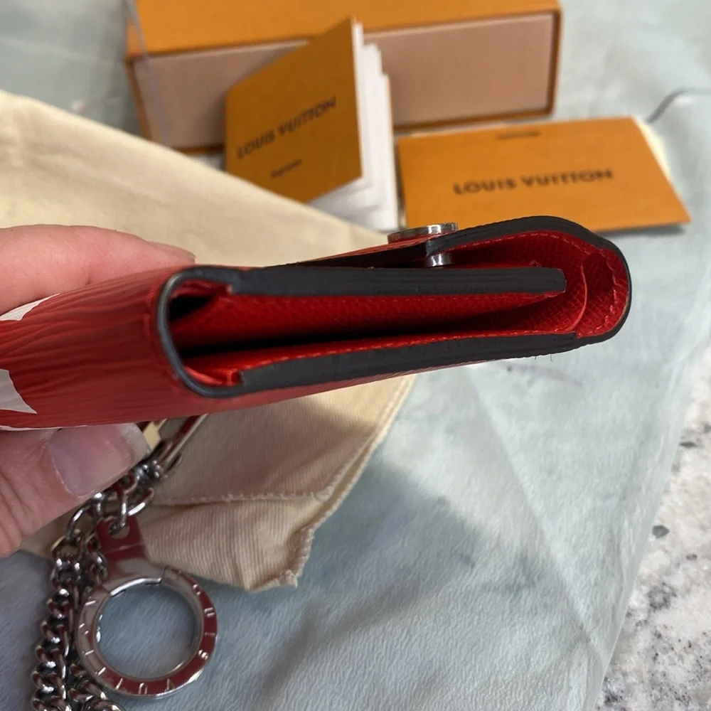 Louis Vuitton Supreme Red Epi Leather Pochette Jour GM Portfolio **HP** - Picture 7 of 14